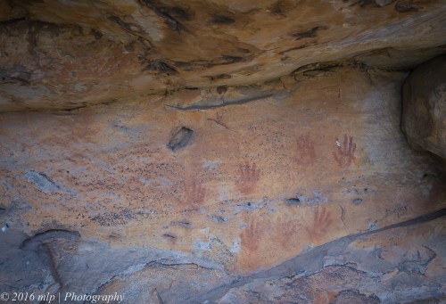 Gulgurn Manja Shelter (Hands of young people), Mt Zero, Northen Grampians