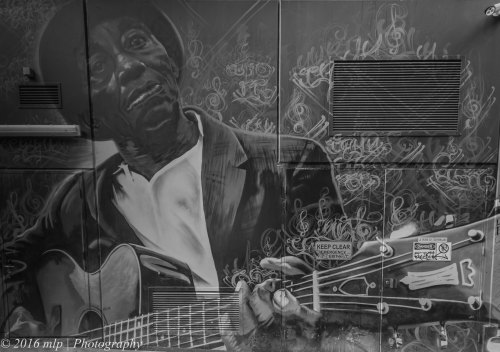 Guitarist wall mural, Flanigan Lane, Melbourne CBD