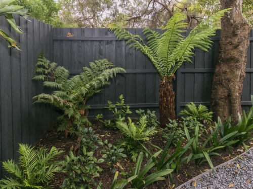 Back Garden of Elster Gardens BnB